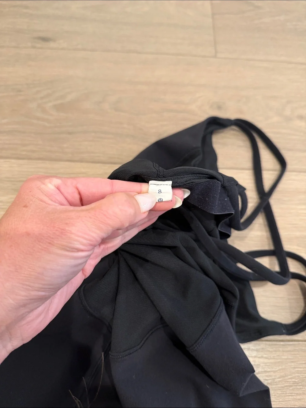 LULULEMON Black Exquisite Tank Full On Luon Yoga Coolmax Active Gym Top Size 8